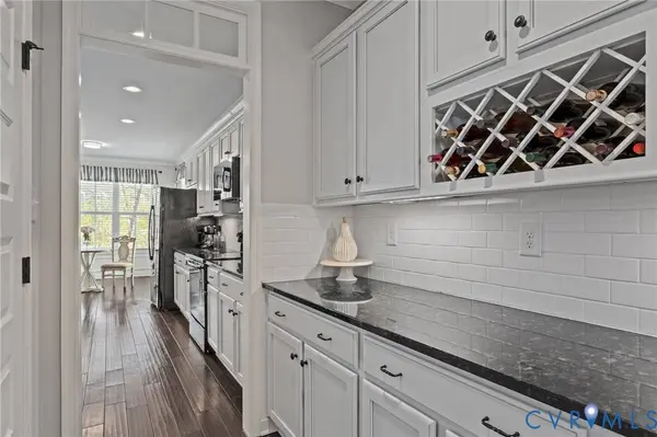 7254 Emerald Point VIS, Moseley, VA 23120