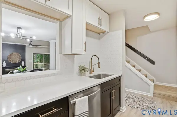 11735 S Briar Patch DR, Midlothian, VA 23113