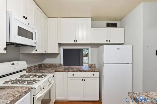 9109 Derbyshire RD #B, Henrico, VA 23229