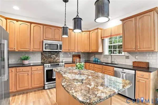 12607 Erika Hill PL, Midlothian, VA 23112