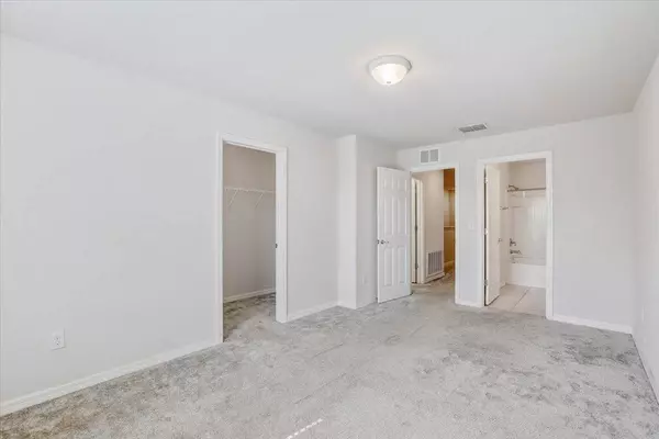 5006 Sylvester Loop, Tampa, FL 33610-5629