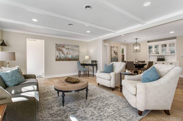 713 North Shore Drive, Holland, MI 49424