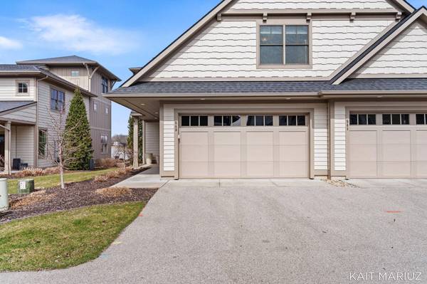543 Macatawa Avenue, Holland, MI 49423