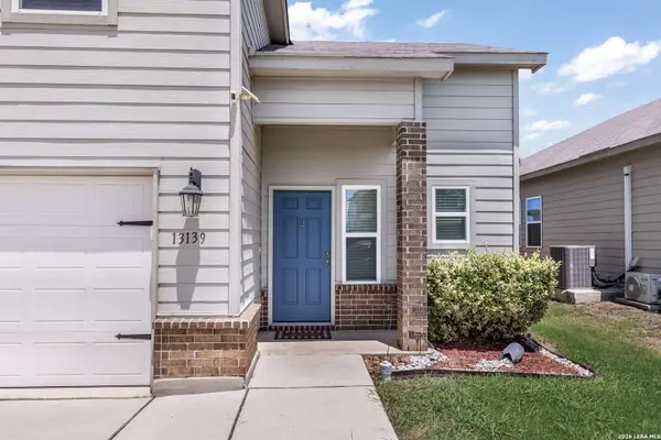 13139 HEATHERS ARROW, St Hedwig, TX 78152