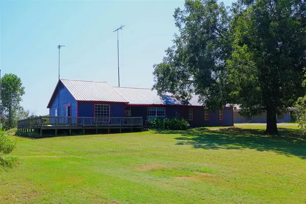 24260 E County Road 1560 RD, Maysville, OK 73057