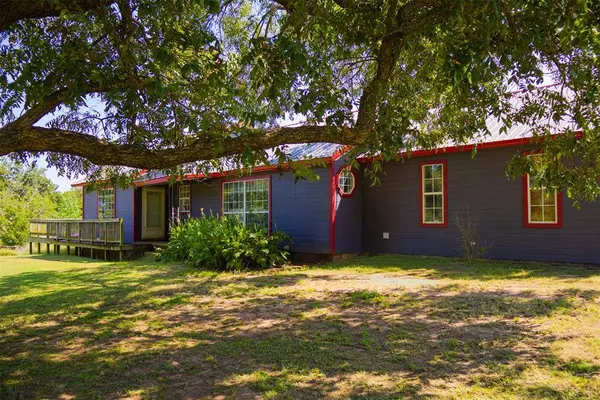 24260 E County Road 1560 RD, Maysville, OK 73057