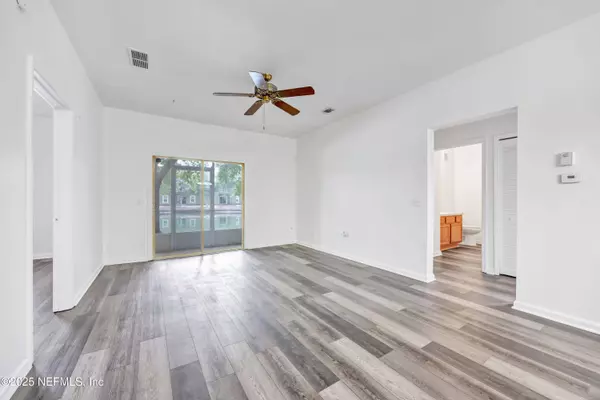 3641 KIRKPATRICK CIR #14-2, Jacksonville, FL 32210