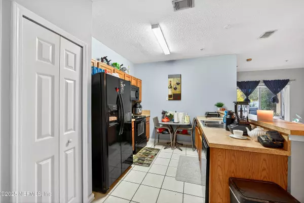 3600 LENIN PEAK CT #3, Jacksonville, FL 32210