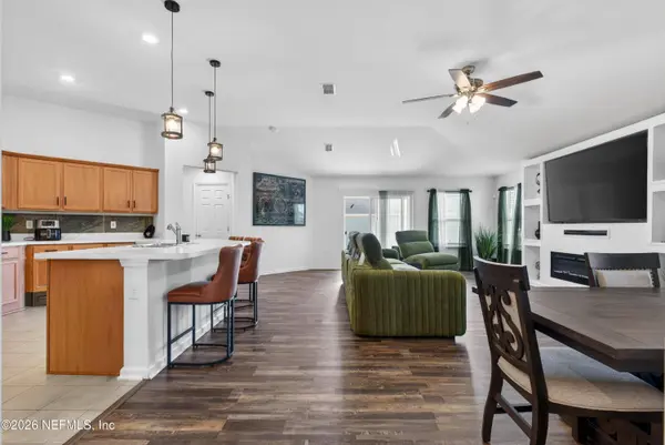 8314 HAWKES MEADOW DR, Jacksonville, FL 32219