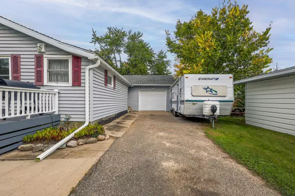 307 27th ST NE, Bemidji, MN 56601