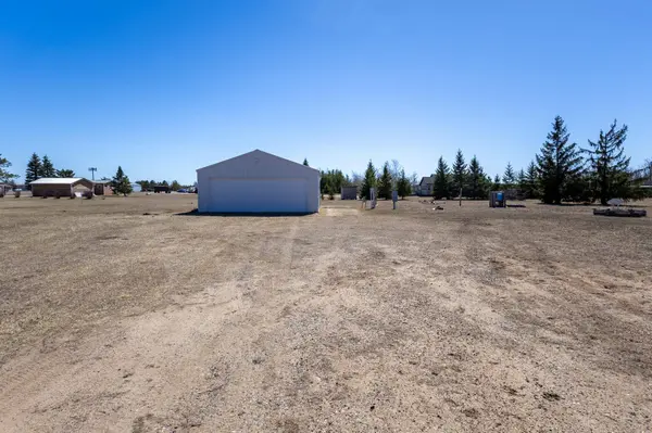 2402 Tracy CT NW, Bemidji, MN 56601