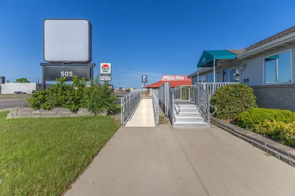 505 Paul Bunyan DR NW, Bemidji, MN 56601
