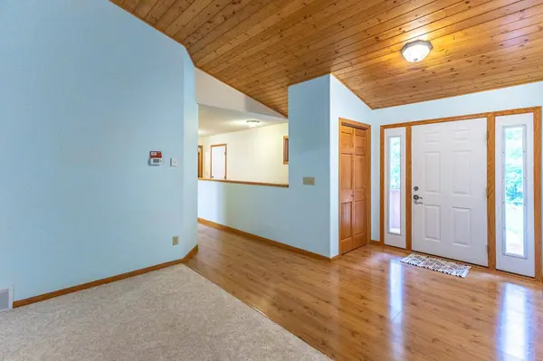 18400 Shorewood CT NW, Bemidji, MN 56601
