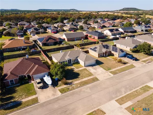 2409 Jake DR, Copperas Cove, TX 76522