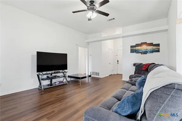 907 Vernon DR, Copperas Cove, TX 76522