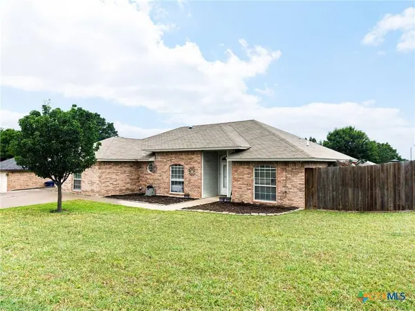 907 Vernon DR, Copperas Cove, TX 76522