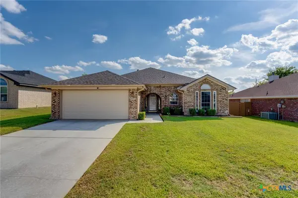 2406 Moonstone DR