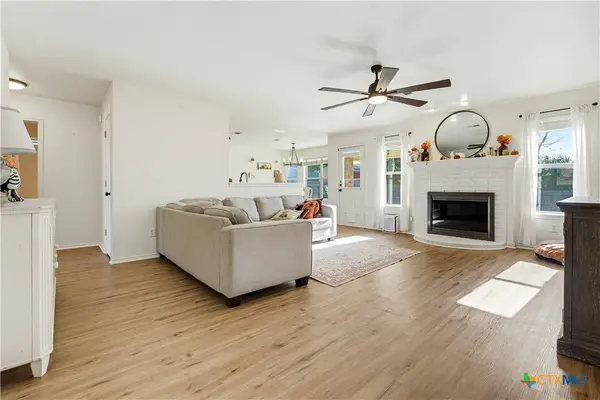 2805 Lindsey DR, Copperas Cove, TX 76522