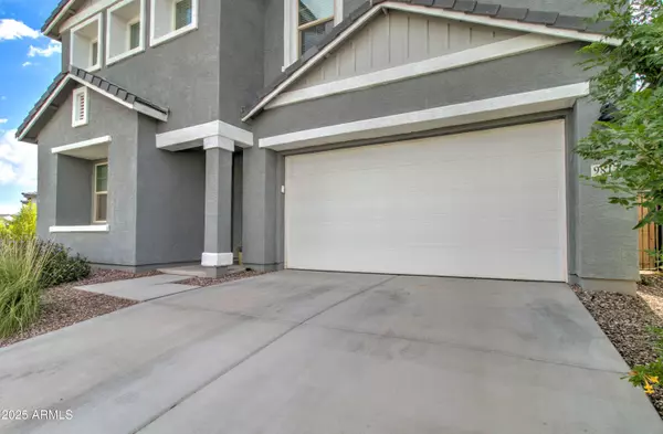 9817 E Sunspot Drive, Mesa, AZ 85212