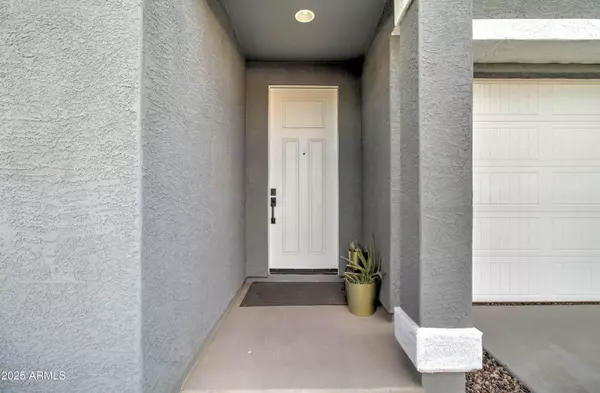 9817 E Sunspot Drive, Mesa, AZ 85212