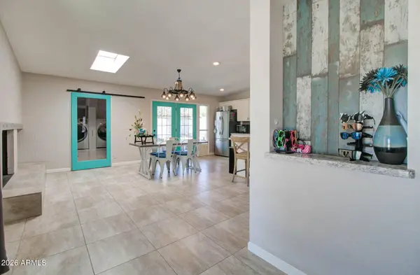 373 N Apache Drive, Chandler, AZ 85224