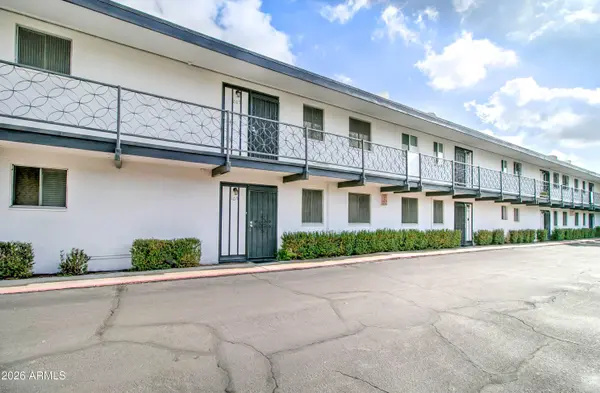3242 E Camelback Road #207, Phoenix, AZ 85018