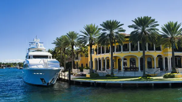 Top 10 Gated Communities in Miami and Fort Lauderdale: Where Luxury Meets Lifestyle