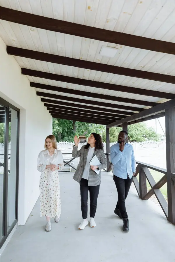 The Ultimate Home Staging Checklist: Make Buyers Fall in Love