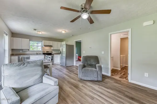 537 Catlett DR, Kodak, TN 37764