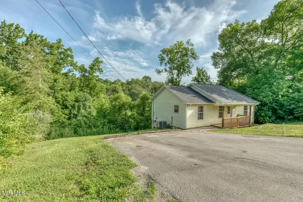 537 Catlett DR, Kodak, TN 37764