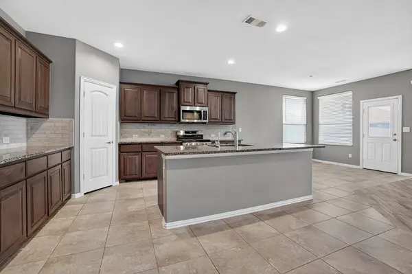 707 Minuteman Rd, Midland, TX 79706