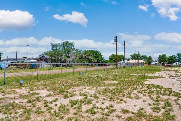 800 Midland St, Goldsmith, TX 79741