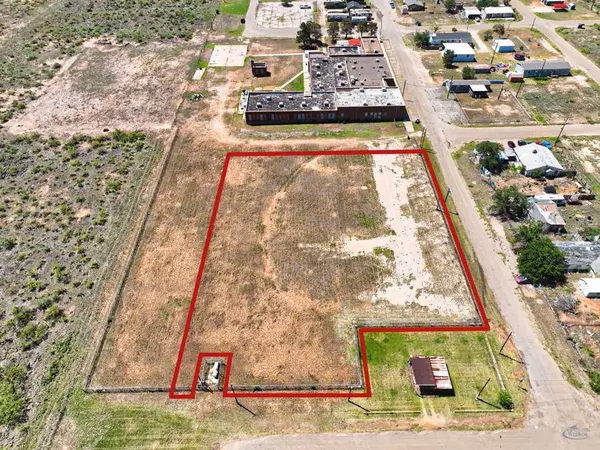 800 Midland St, Goldsmith, TX 79741
