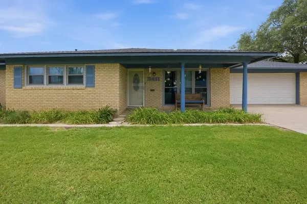 3411 Sentinel Ave, Midland, TX 79703