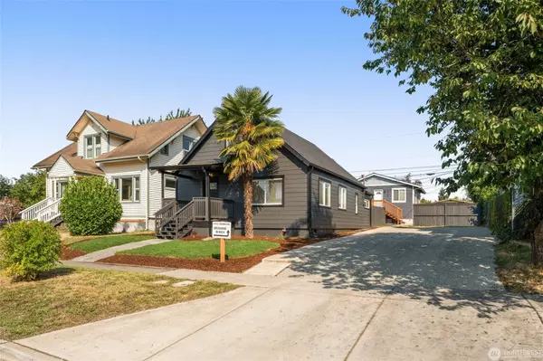 Move-In Ready 3 Bed/2 Bath