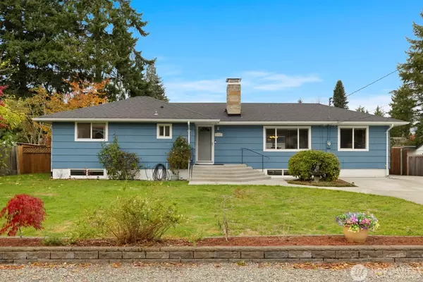 Beautifully maintained home in University Place