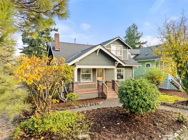 Designer Home near University of Puget Sound