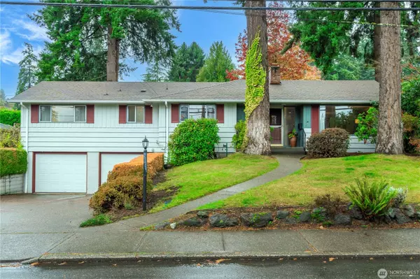 Ready For New Chapter | 5 Bedroom in Fircrest