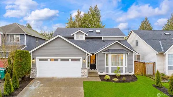 Beautiful Renton Highlands Home