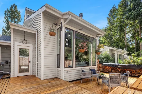 Designer Bellevue Townhouse 