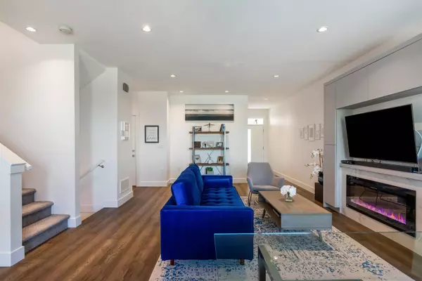 3535 Princeton AVE #7, Coquitlam, BC V3E 0P1