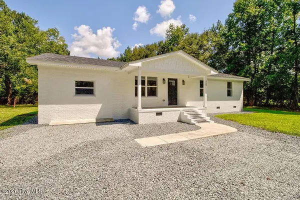 390 Newtown Loop RD