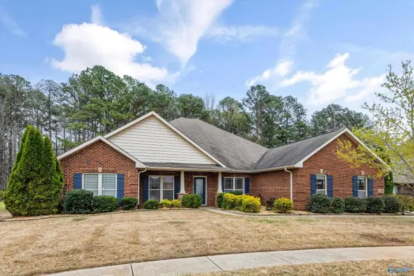 104 Harbor Glen Drive SW, Madison, AL 35756