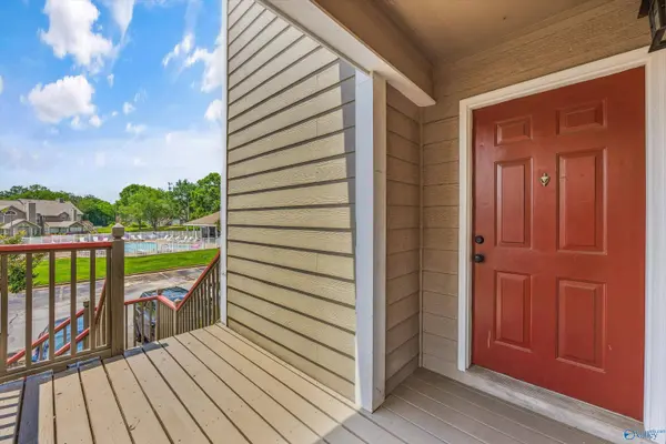 210 Waters Edge Lane, Madison, AL 35758