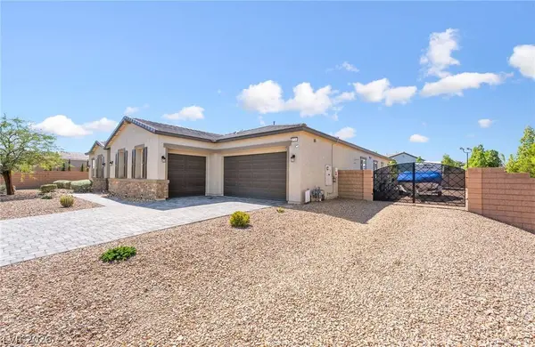 8735 S Pioneer WAY, Las Vegas, NV 89113