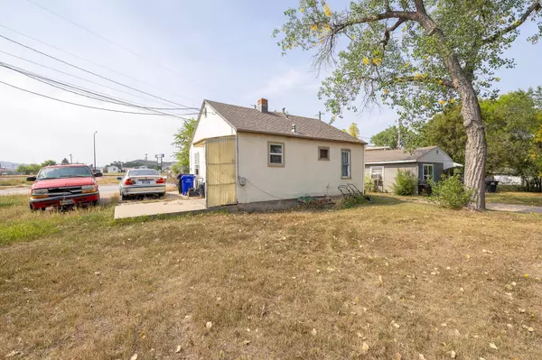 1802 Cherry Avenue, Rapid City, SD 57701