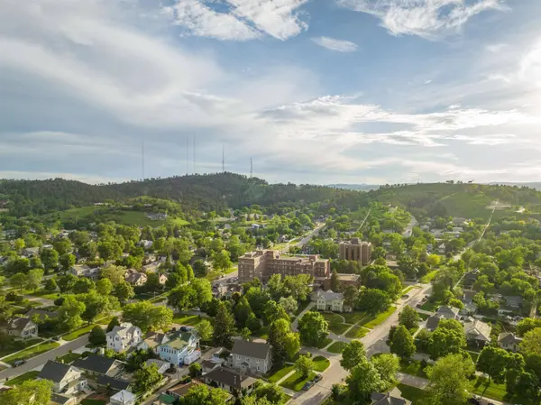 1000 West Boulevard, Rapid City, SD 57701