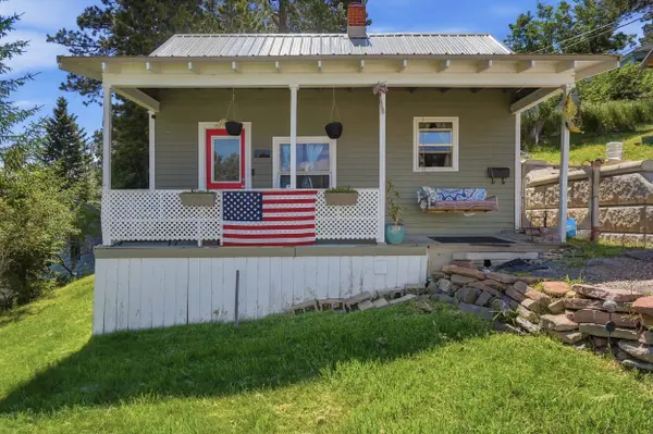 303 Grove Street, Lead, SD 57754