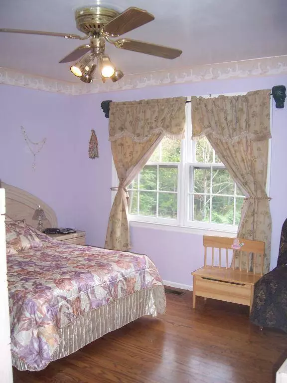 420 Winthrop Ave, Mount Ephraim Boro, NJ 08059