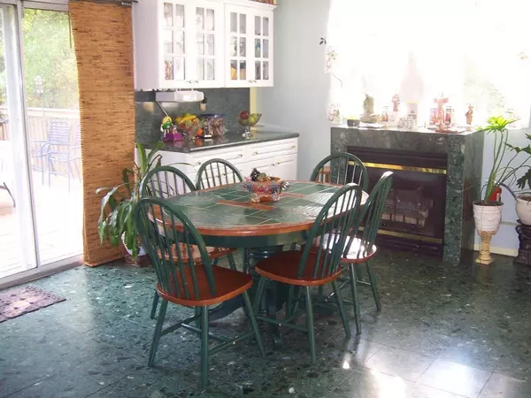 420 Winthrop Ave, Mount Ephraim Boro, NJ 08059